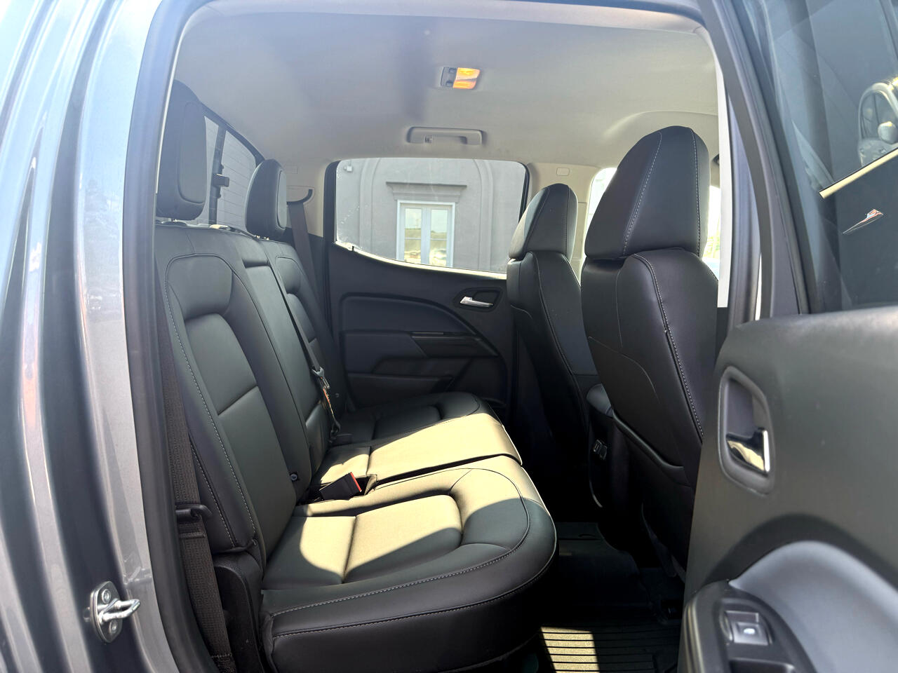2022 Chevrolet Colorado Z71 photo 12