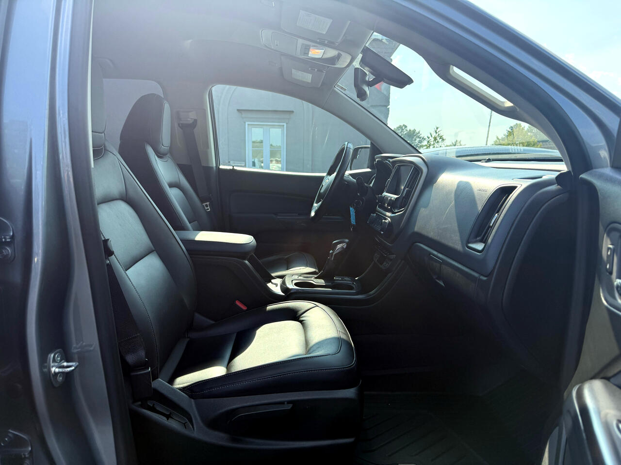 2022 Chevrolet Colorado Z71 photo 13