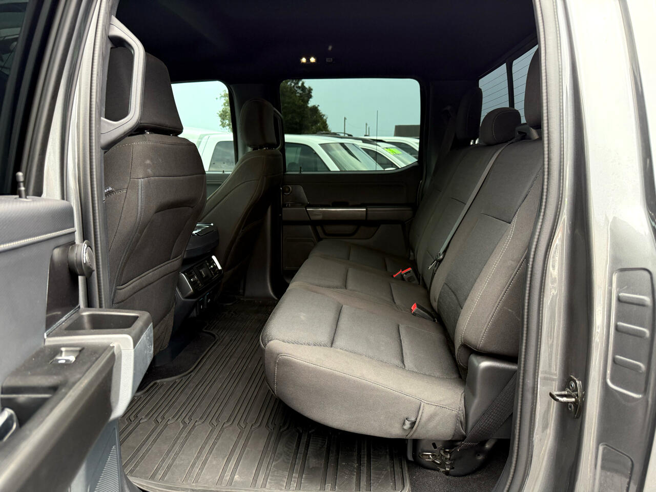 2023 Ford F-150 XLT photo 10