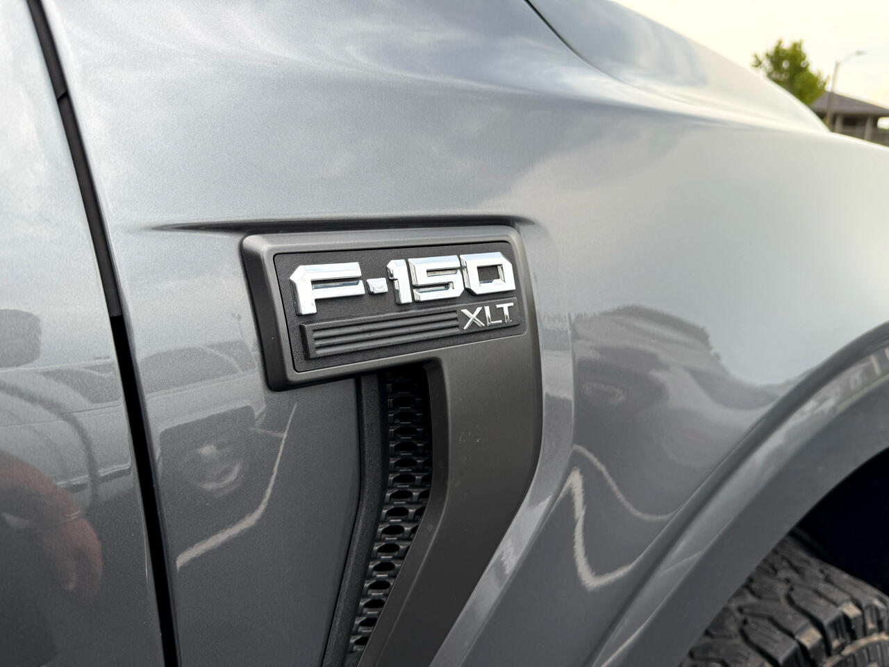2023 Ford F-150 XLT photo 18