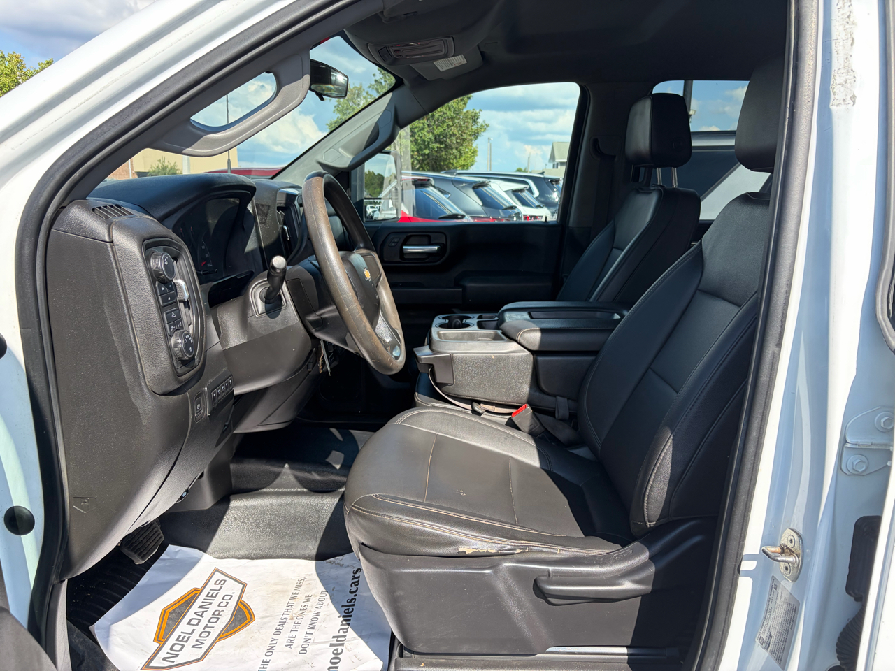 Chevrolet Silverado 3500HD Work Truck Crew Cab 4WD 2022