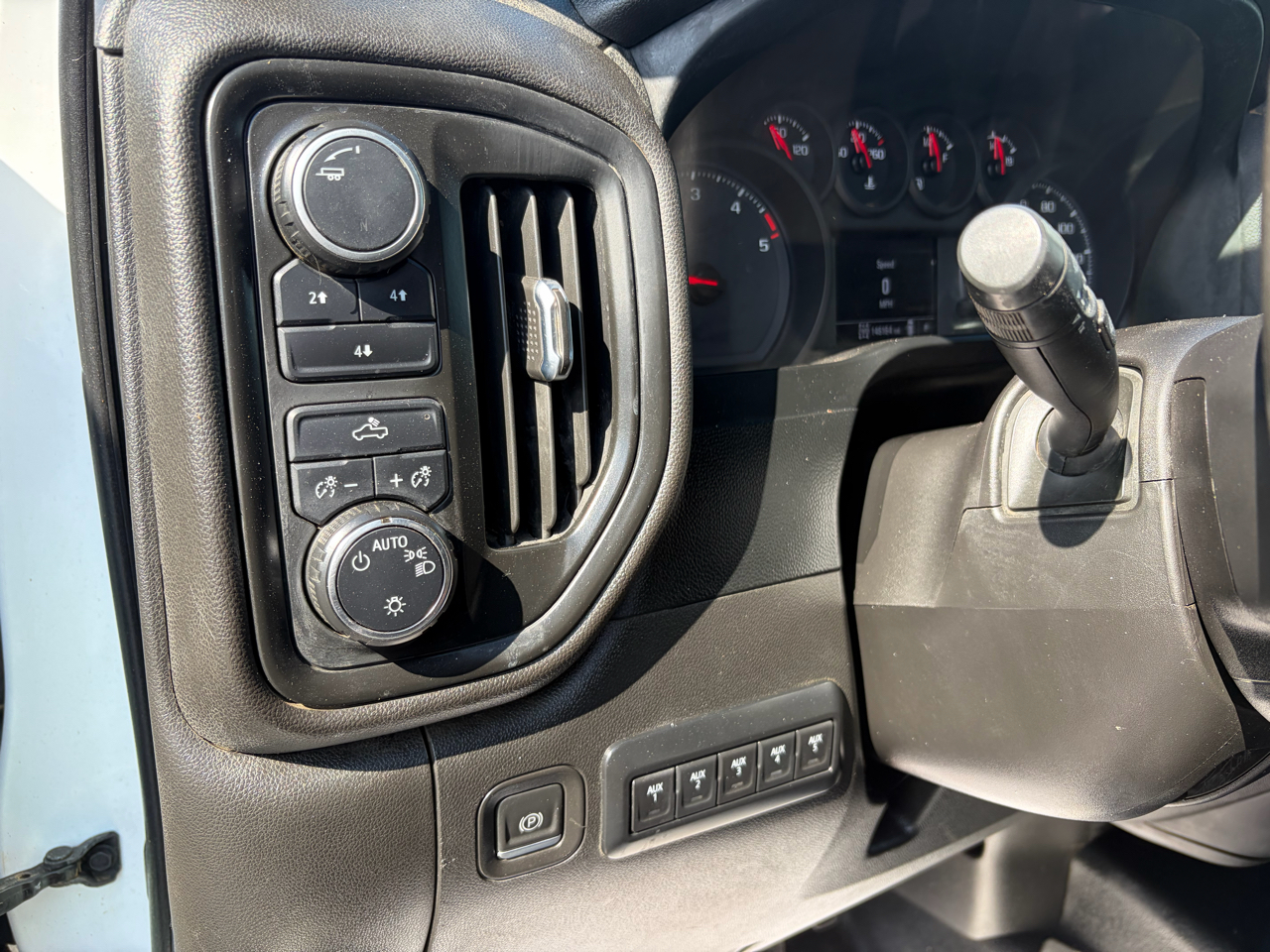 Chevrolet Silverado 3500HD Work Truck Crew Cab 4WD 2022