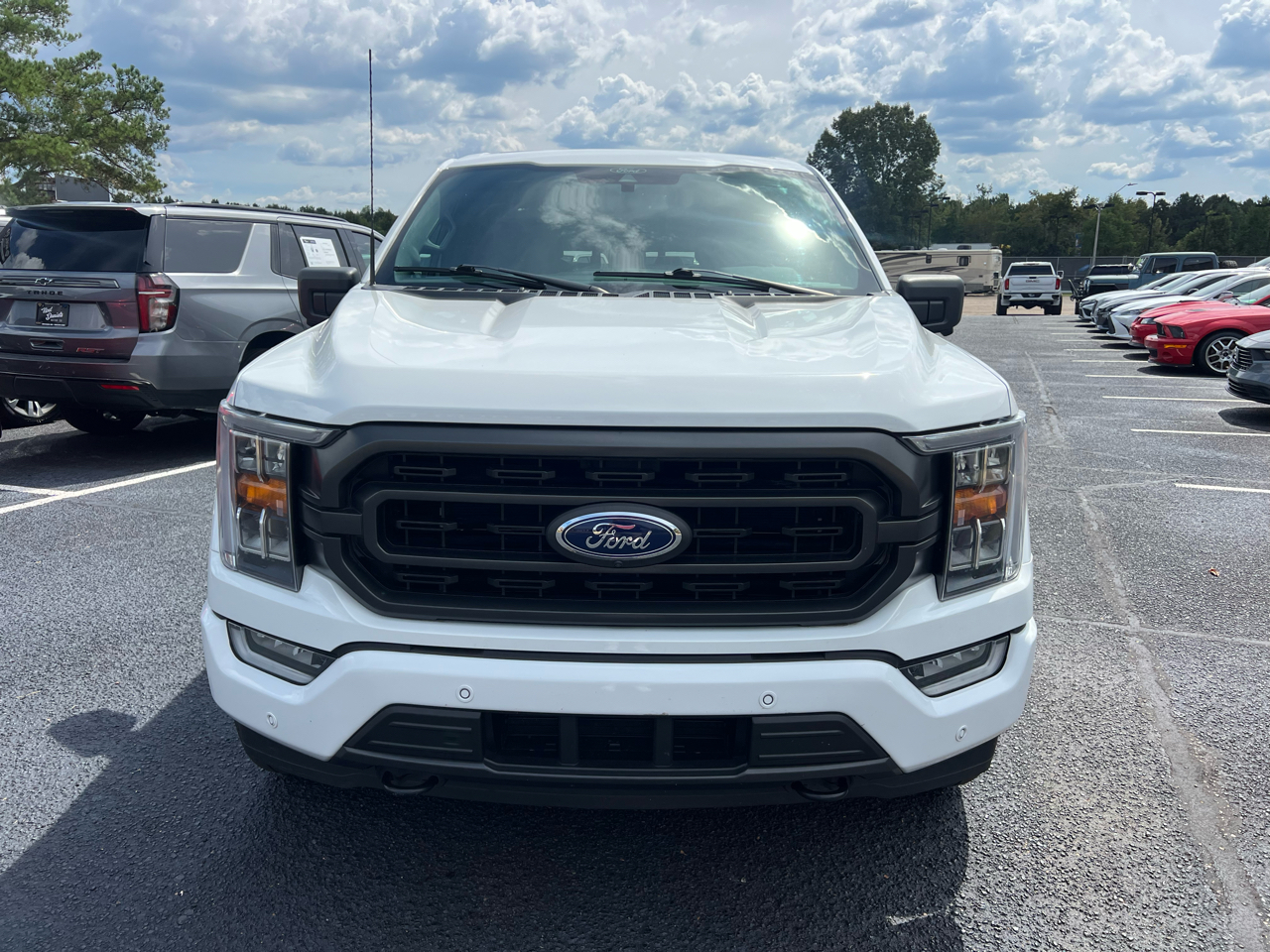 2021 Ford F-150 XLT photo 3