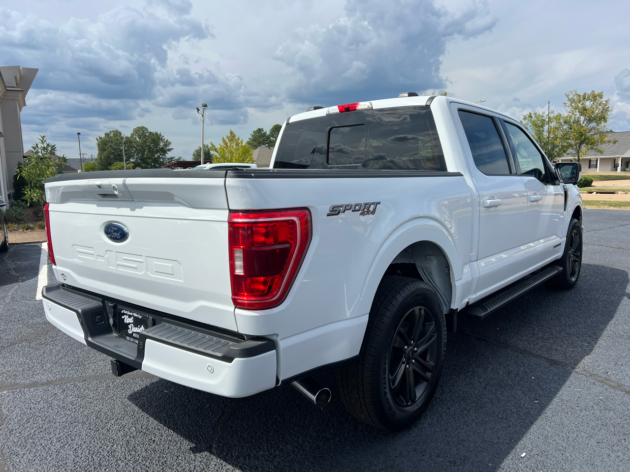 2021 Ford F-150 XLT photo 4