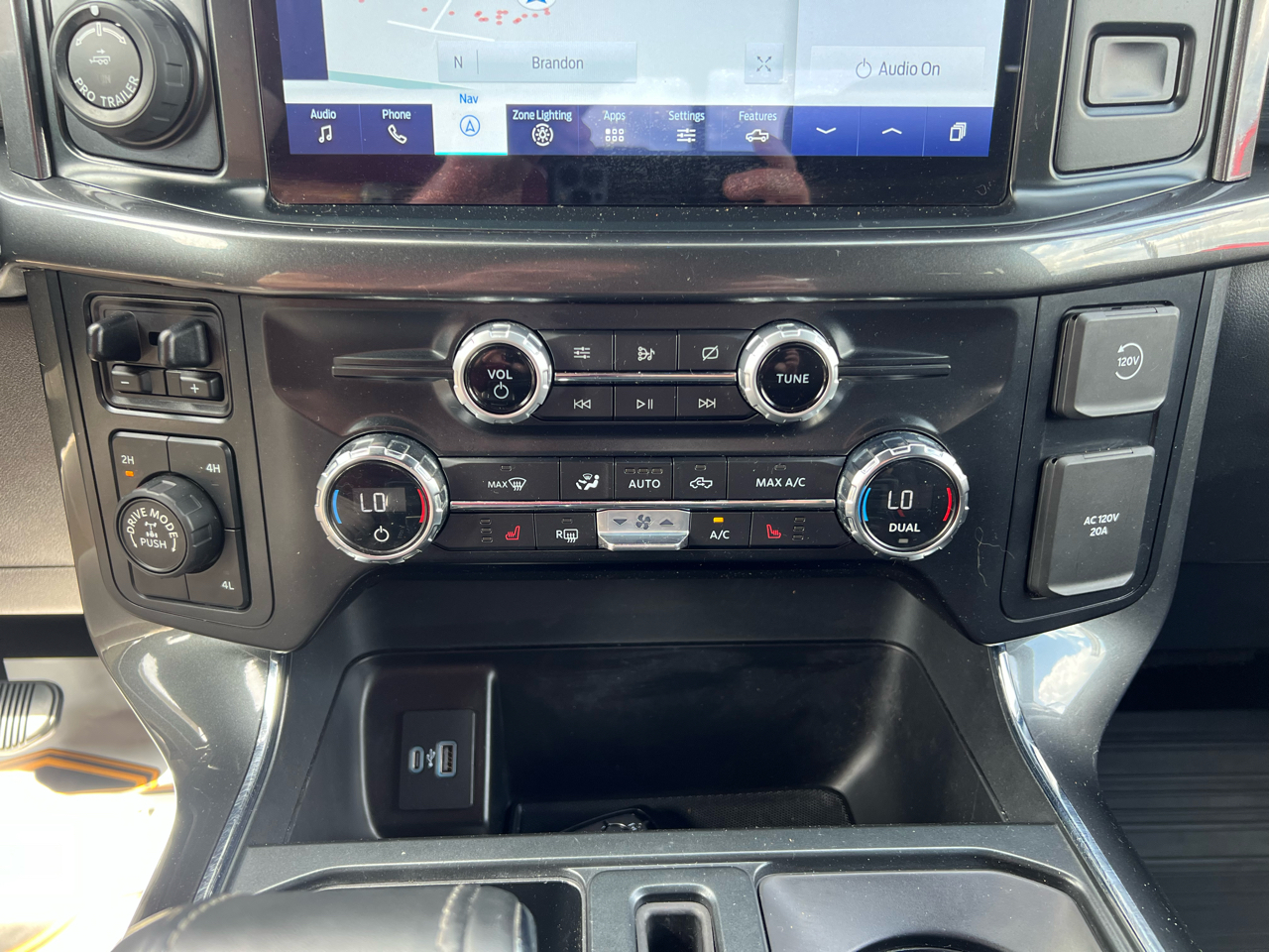 2021 Ford F-150 XLT photo 16