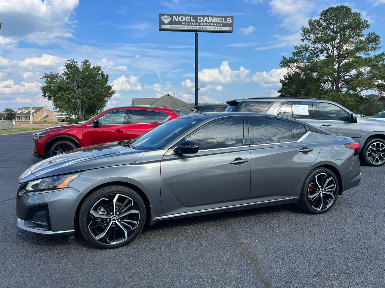 2024 Nissan Altima 2.5 SR