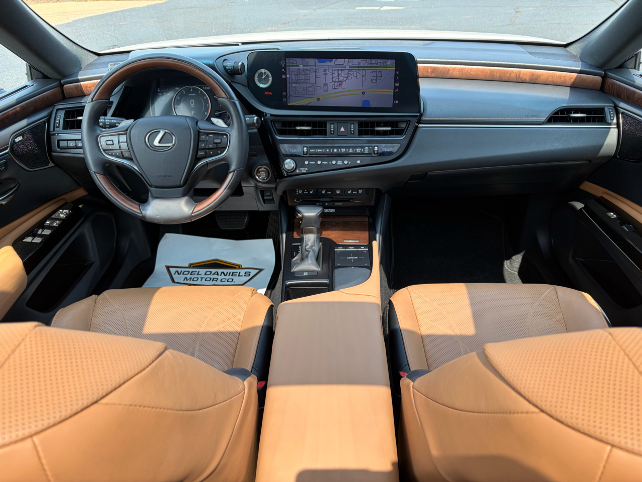 Lexus ES 350 Ultra Luxury 2022