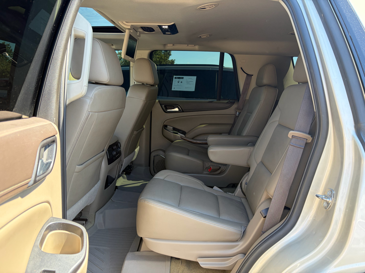 2017 Gmc Yukon SLT photo 9