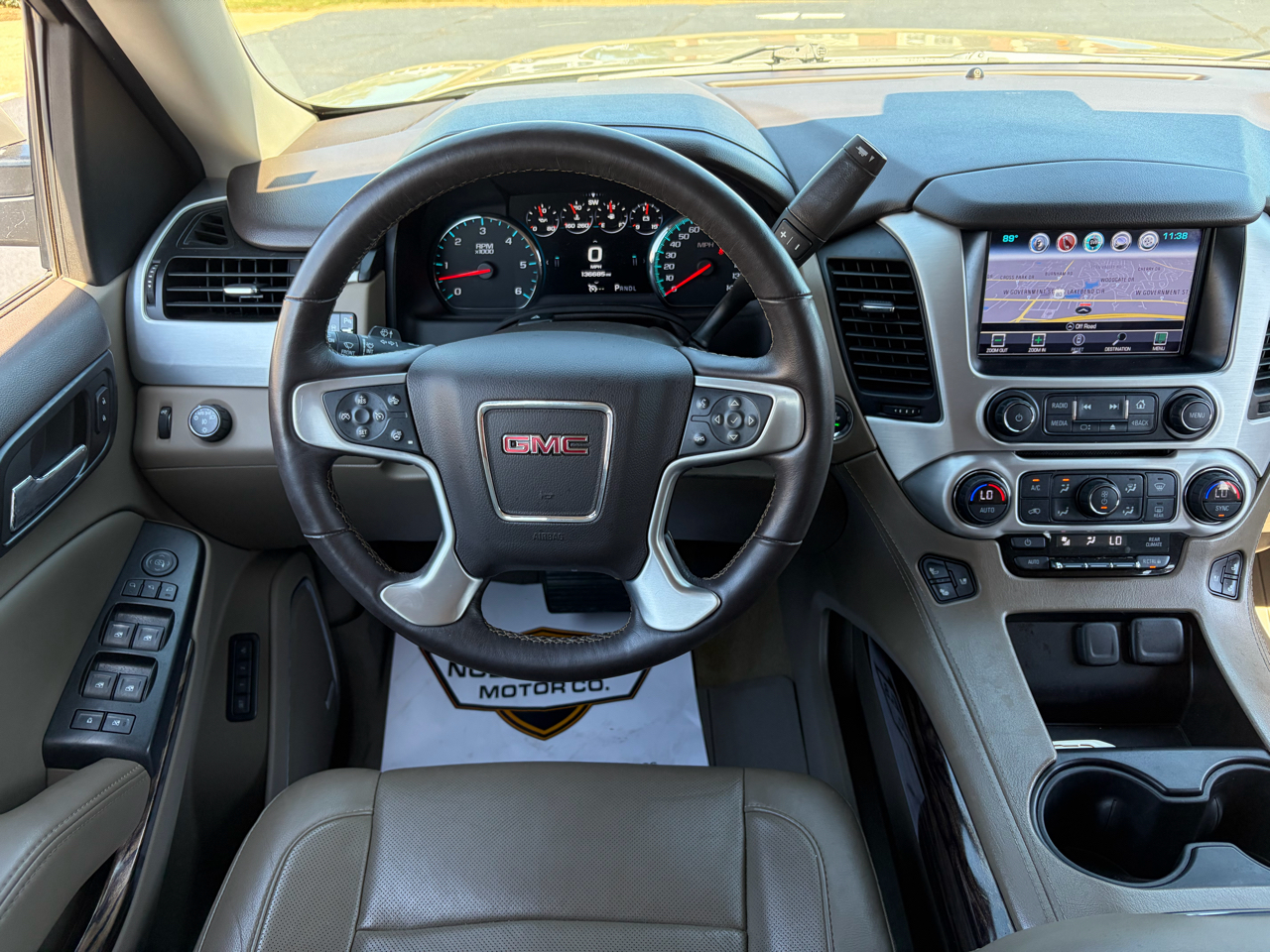 2017 Gmc Yukon SLT photo 15