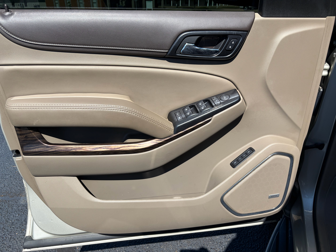 2017 Gmc Yukon SLT photo 19