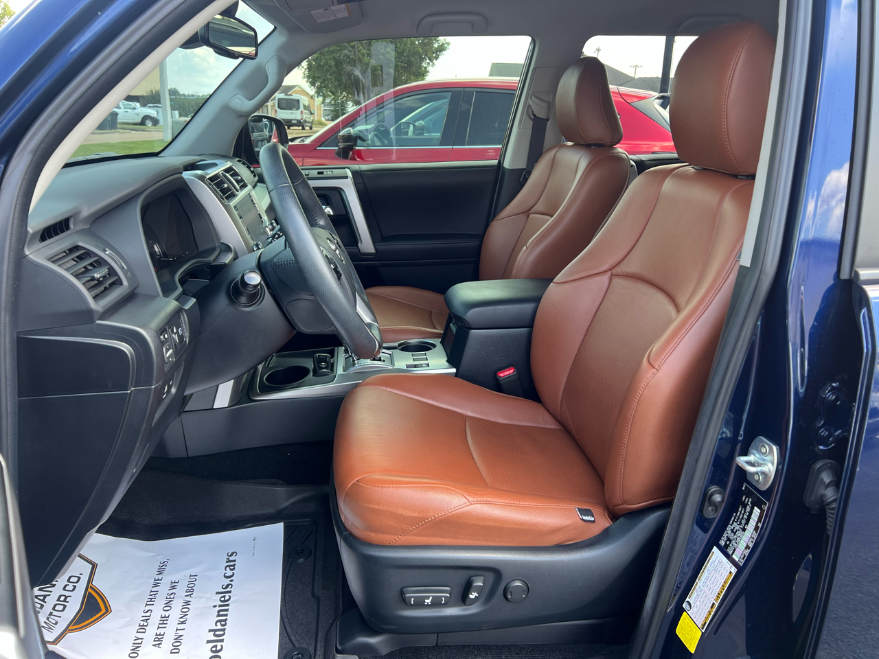 2023 Toyota 4Runner SR5 photo 8