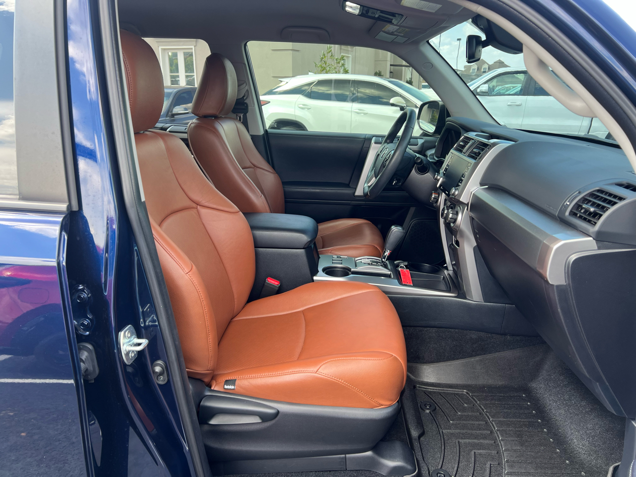 2023 Toyota 4Runner SR5 photo 10