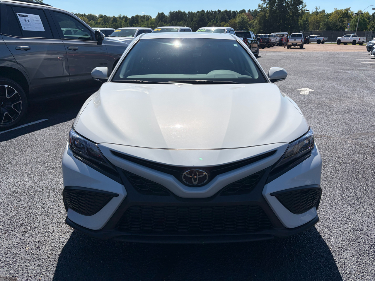 2023 Toyota Camry SE photo 10