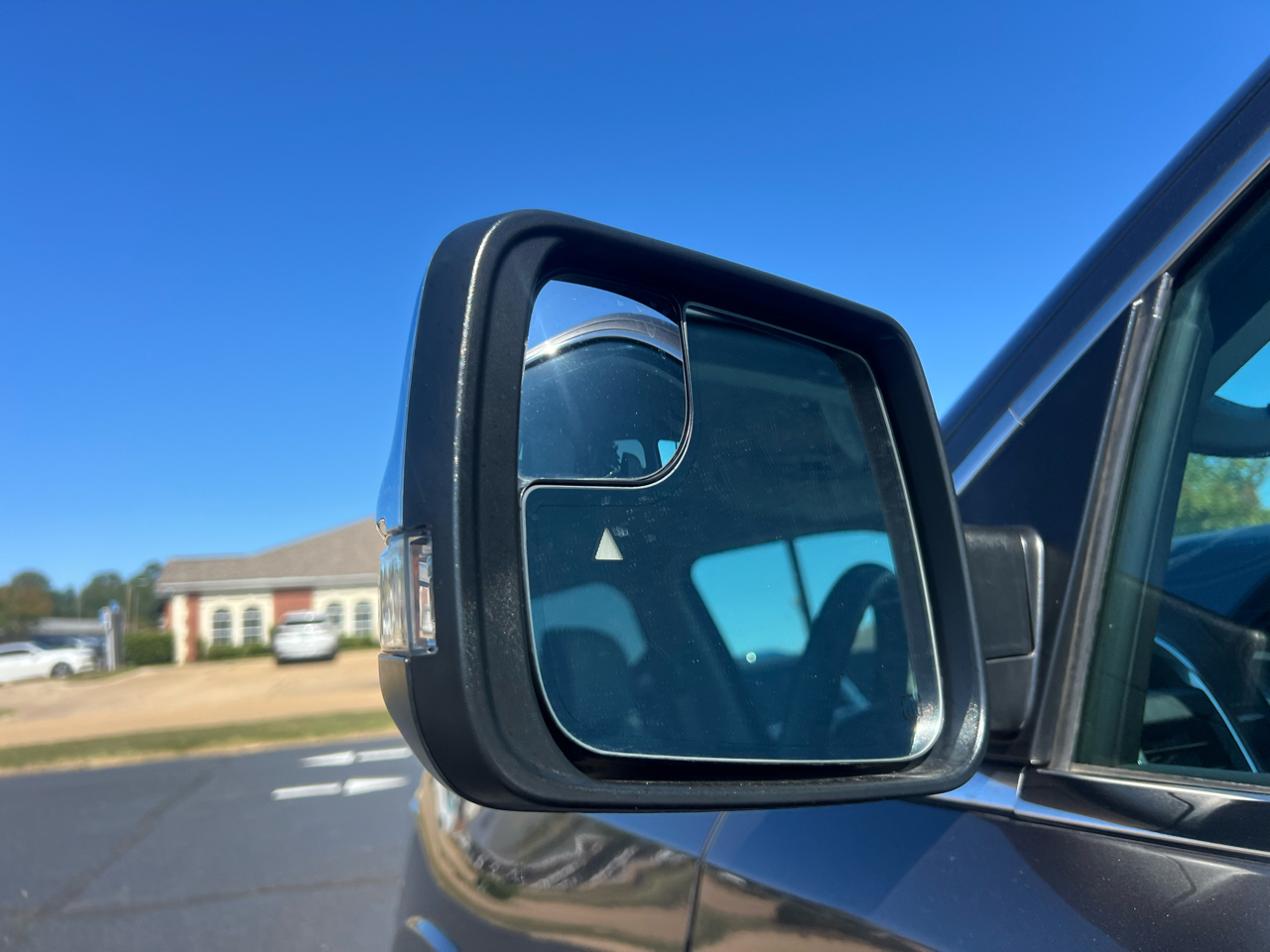 RAM 1500 Limited Crew Cab SWB 4WD 2024