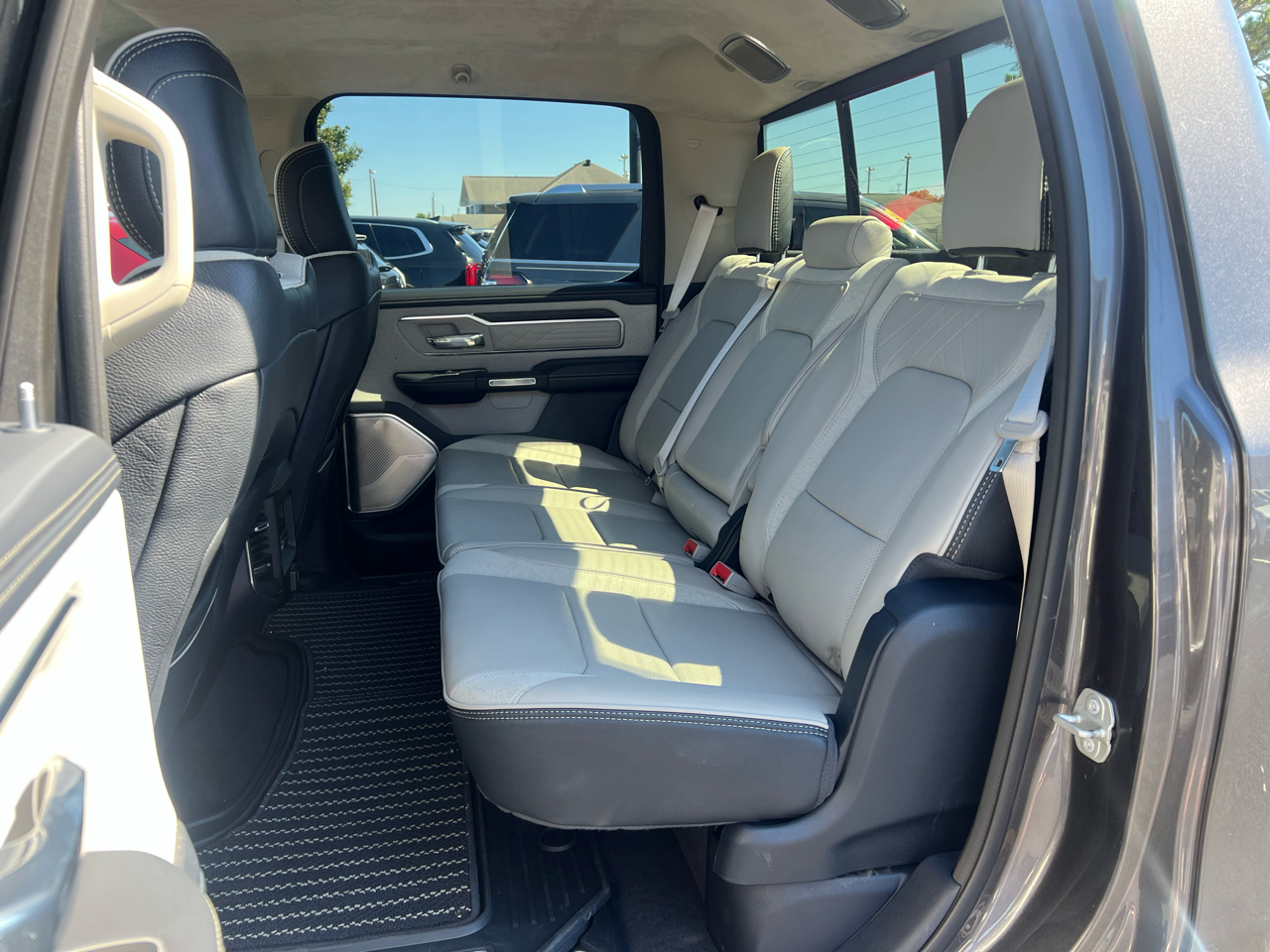 RAM 1500 Limited Crew Cab SWB 4WD 2024