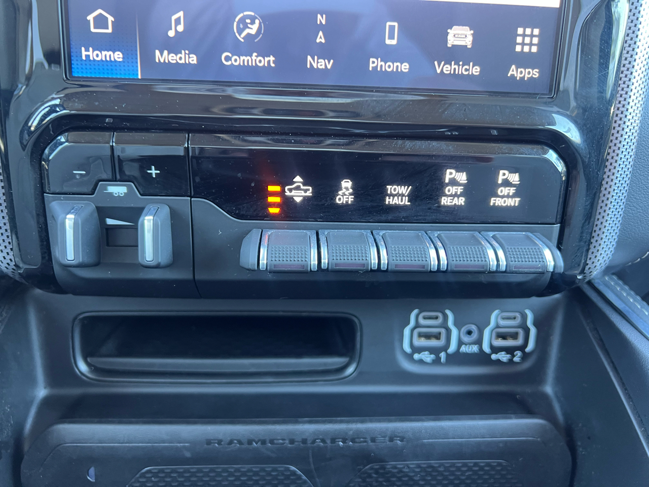 RAM 1500 Limited Crew Cab SWB 4WD 2024