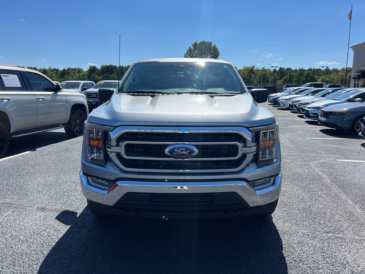 2022 Ford F-150 XLT photo 4
