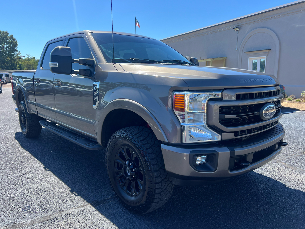 2022 Ford F-250 Lariat photo 3