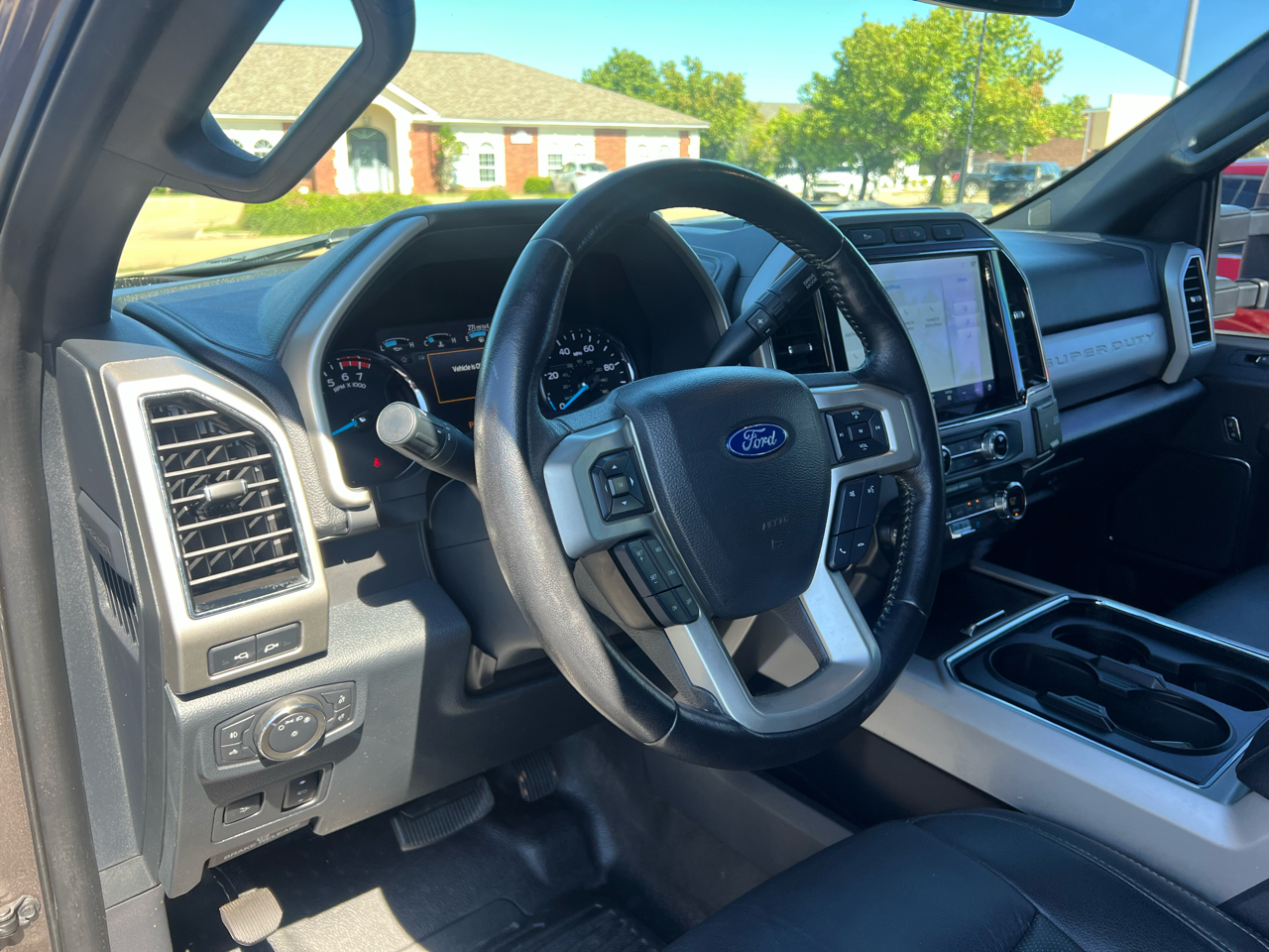 Ford F-250 SD Lariat Crew Cab 4WD 2022