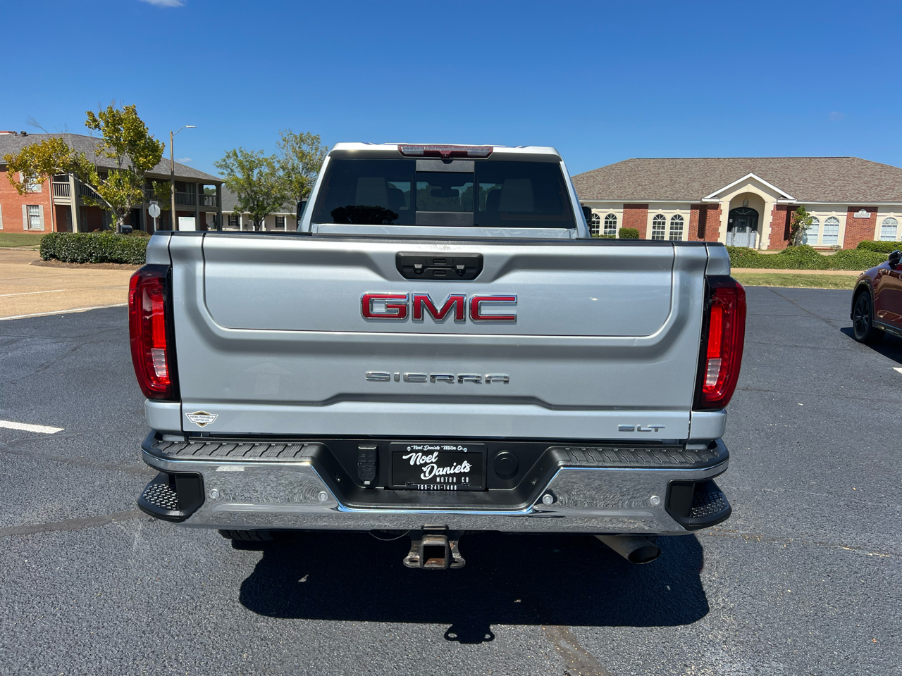 GMC Sierra 2500HD SLT Crew Cab 4WD 2023
