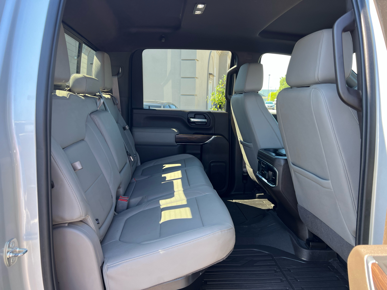 GMC Sierra 2500HD SLT Crew Cab 4WD 2023