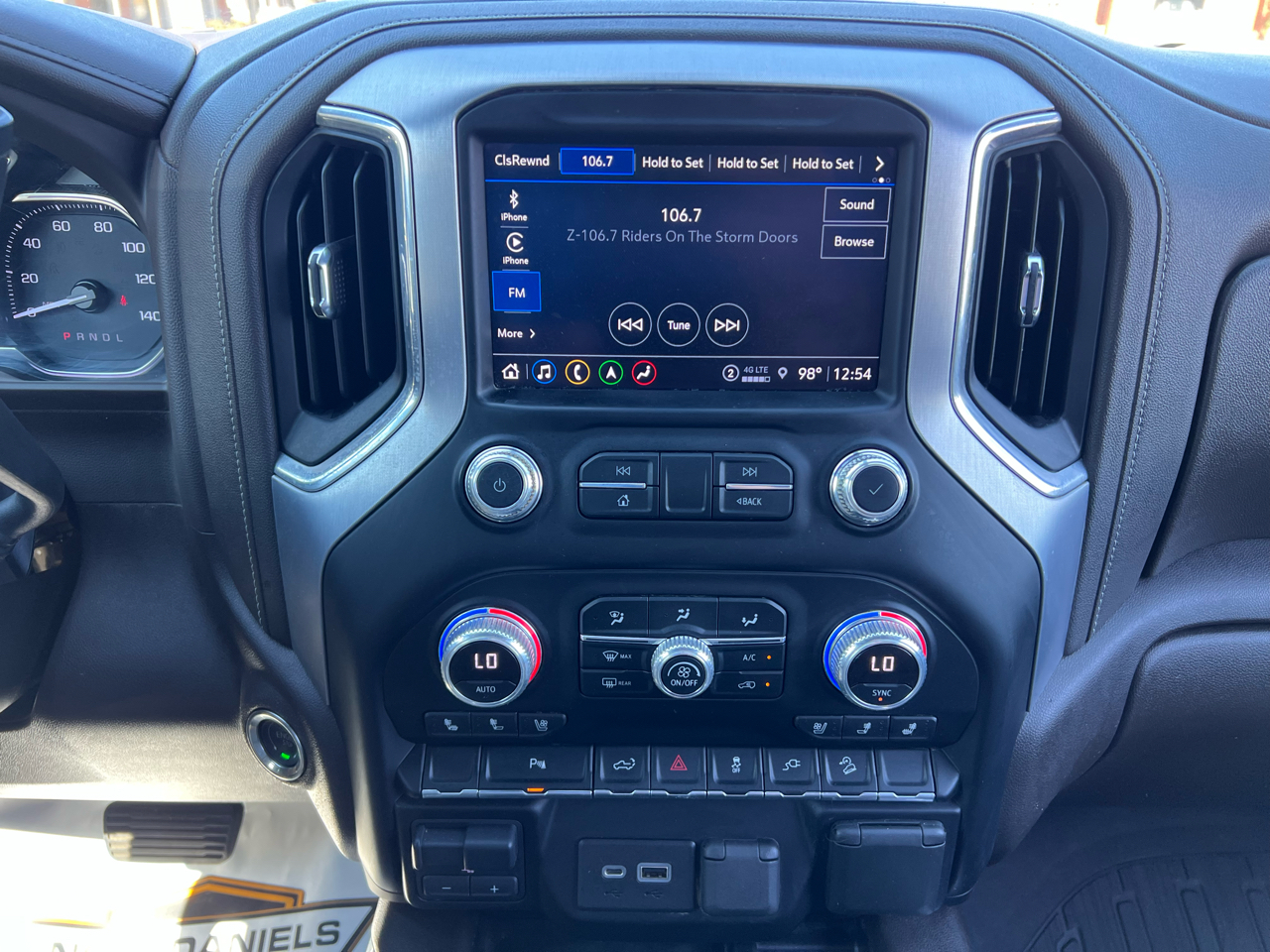 GMC Sierra 2500HD SLT Crew Cab 4WD 2023