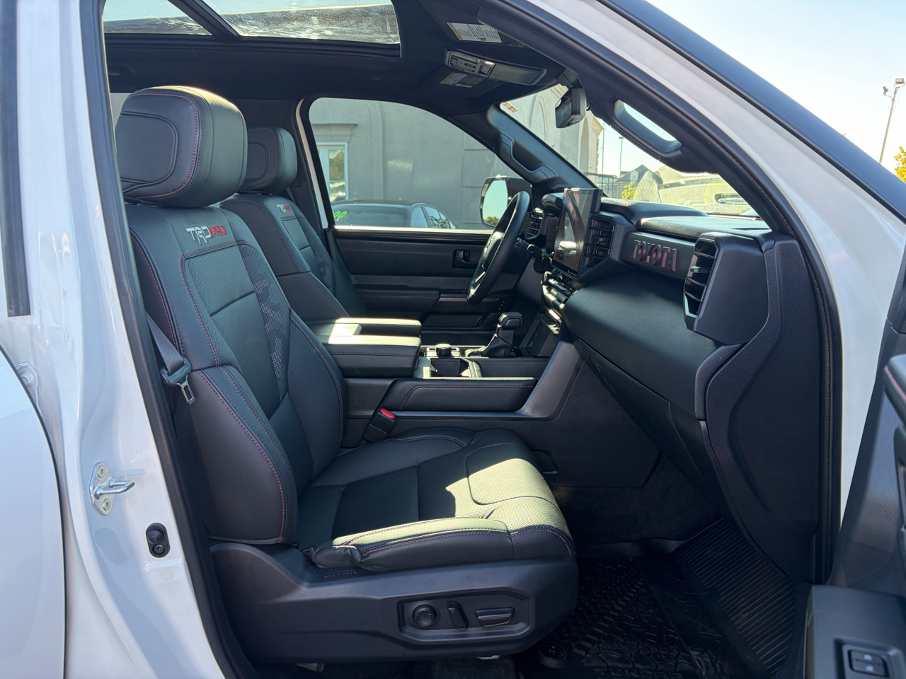 Toyota Tundra TRD PRO CrewMax 4WD Hybrid 2024