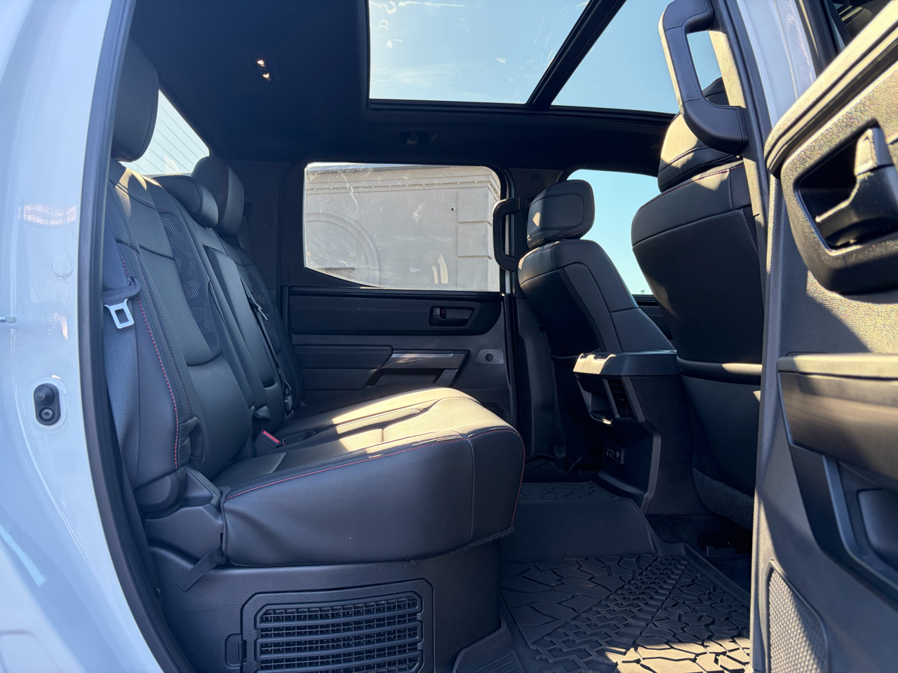 Toyota Tundra TRD PRO CrewMax 4WD Hybrid 2024