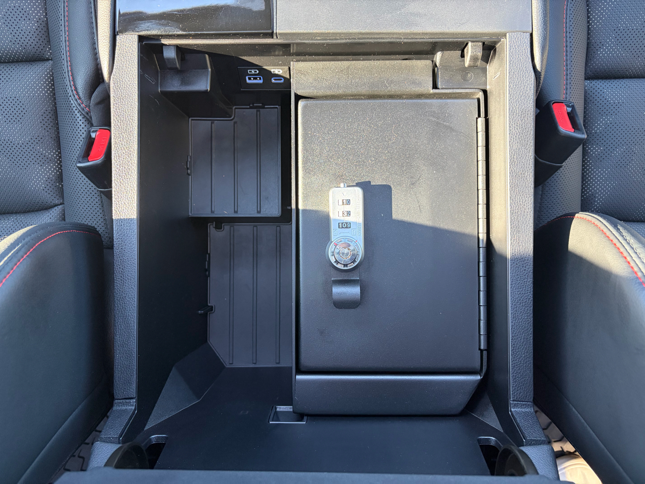 Toyota Tundra TRD PRO CrewMax 4WD Hybrid 2024