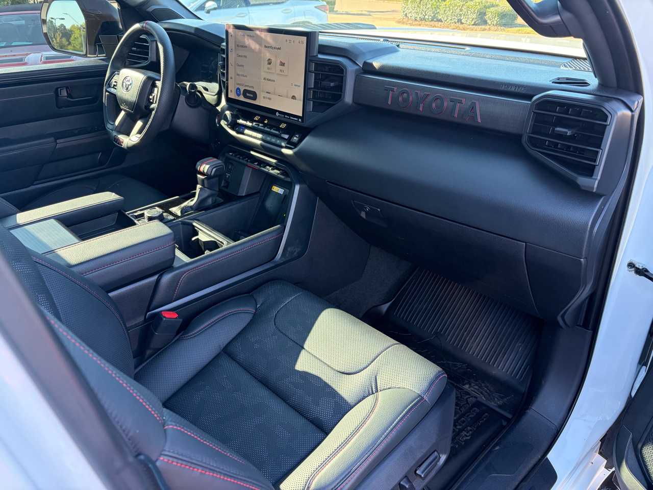 Toyota Tundra TRD PRO CrewMax 4WD Hybrid 2024