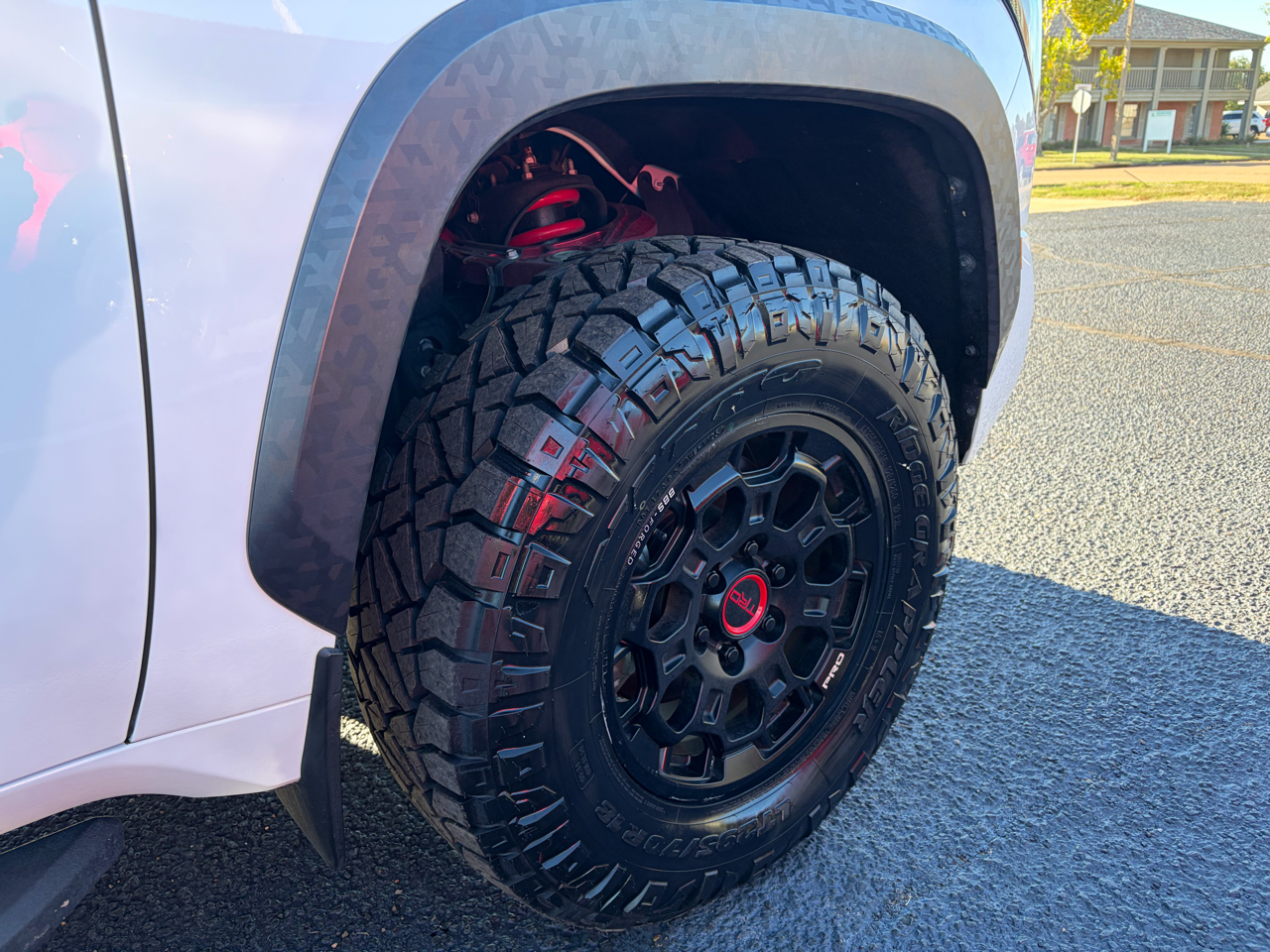 Toyota Tundra TRD PRO CrewMax 4WD Hybrid 2024