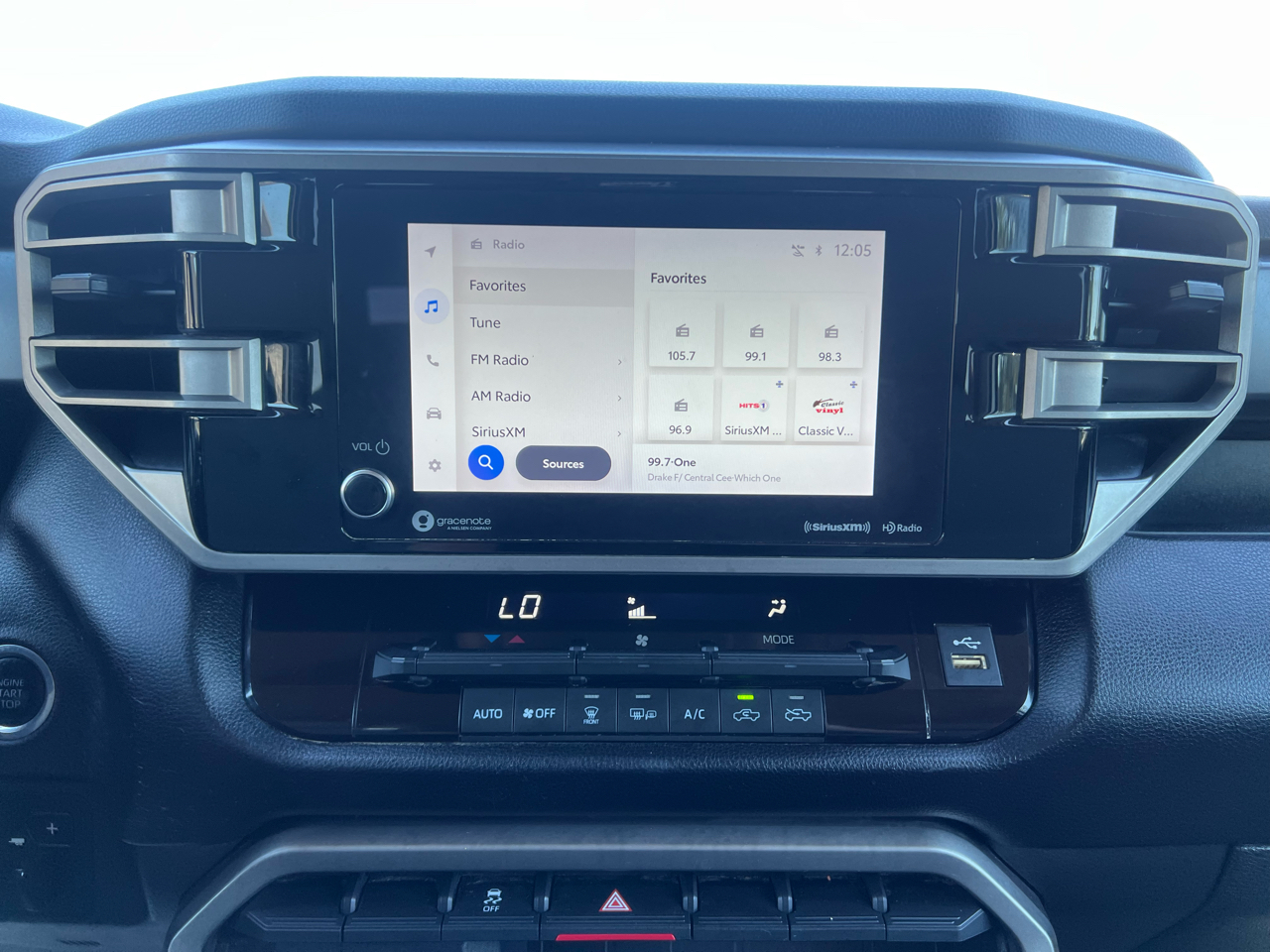 Toyota Tundra SR5 CrewMax 4WD 2023