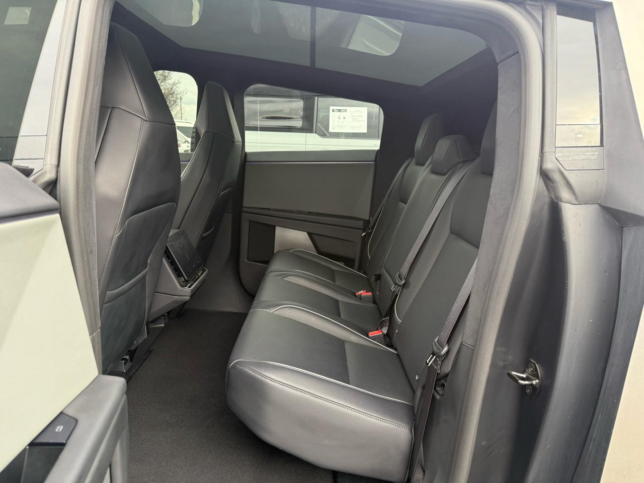 Tesla Cybertruck AWD 2024