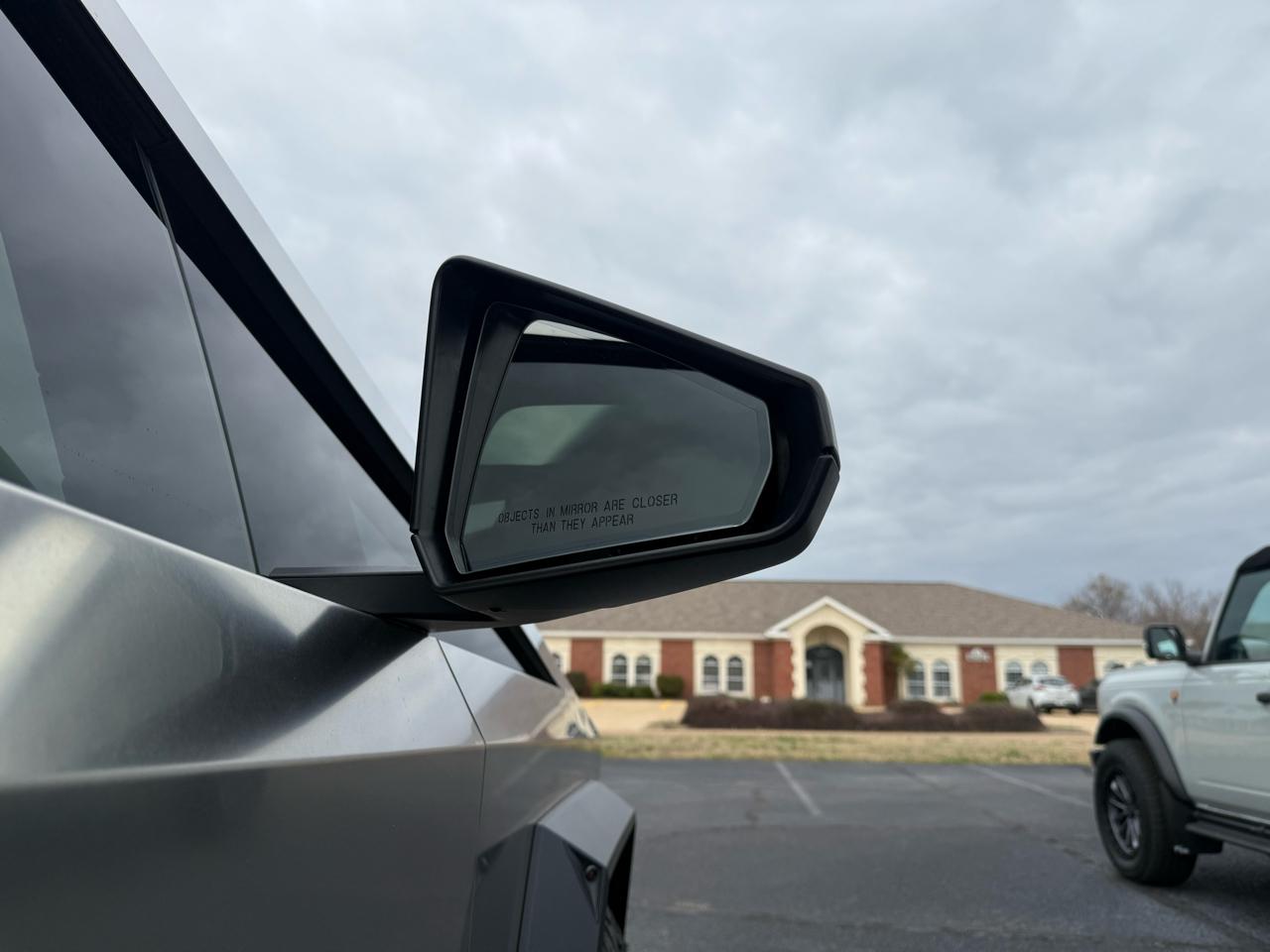 Tesla Cybertruck AWD 2024