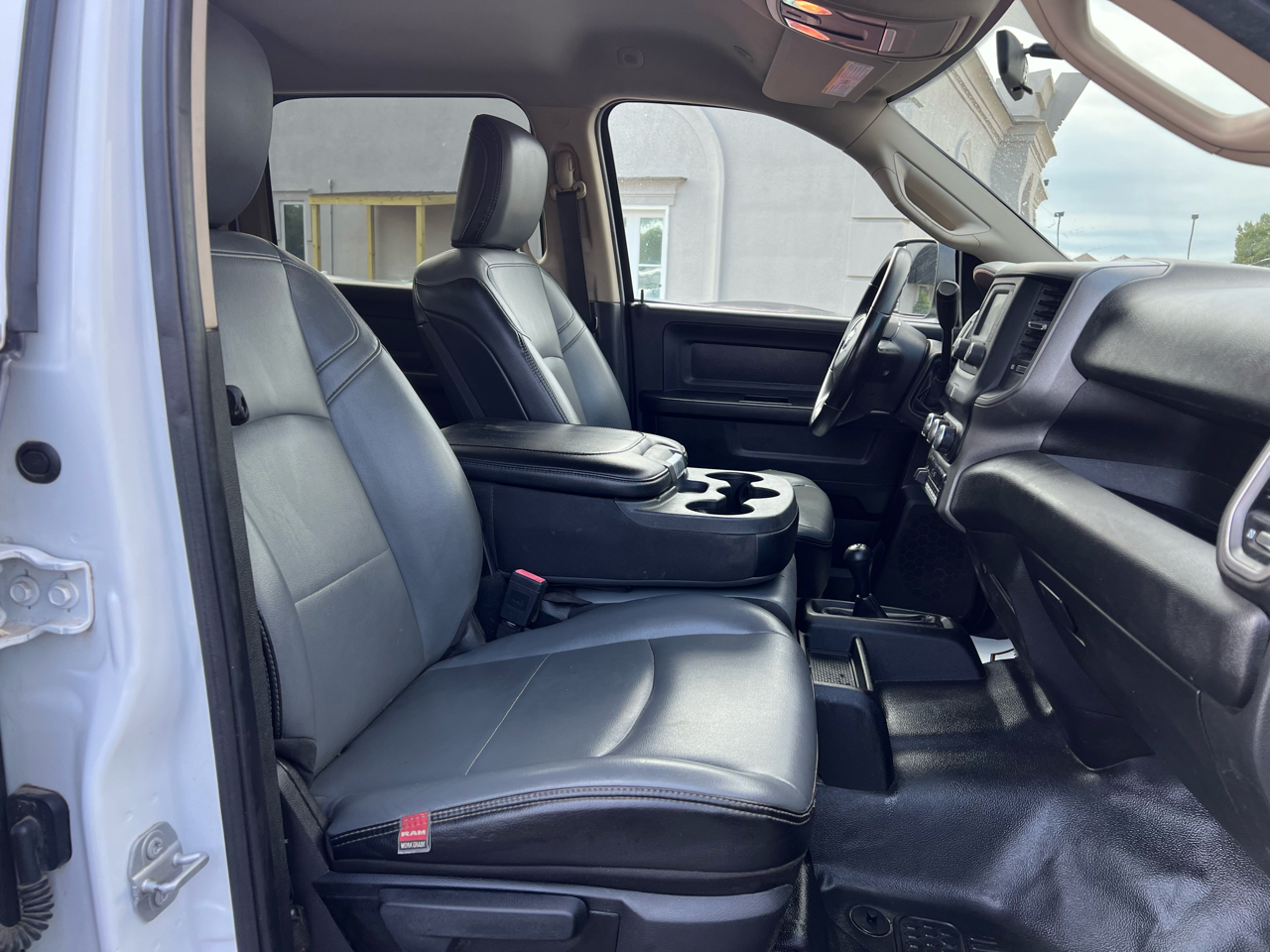 RAM 2500 Tradesman Crew Cab LWB 4WD 2020