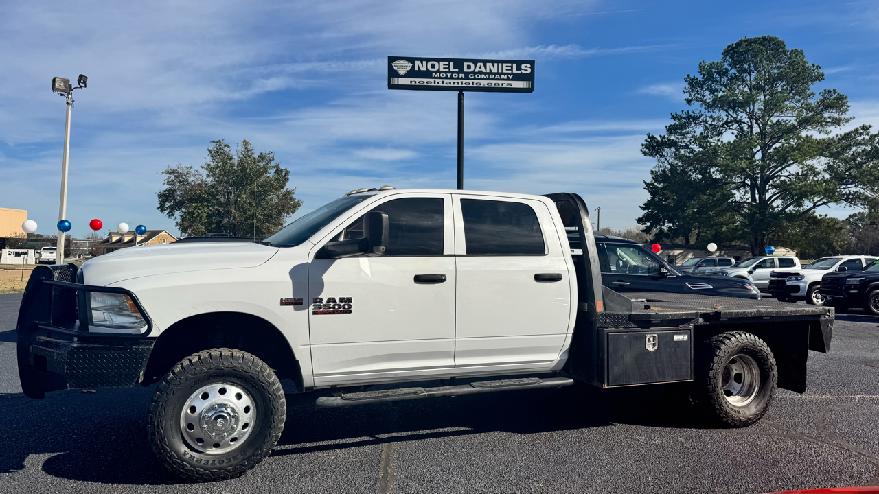 2017 RAM 3500 Crew Cab 4WD DRW