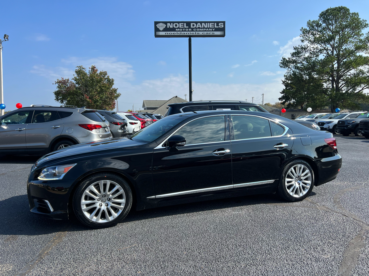 2013 Lexus LS 460 Luxury Sedan