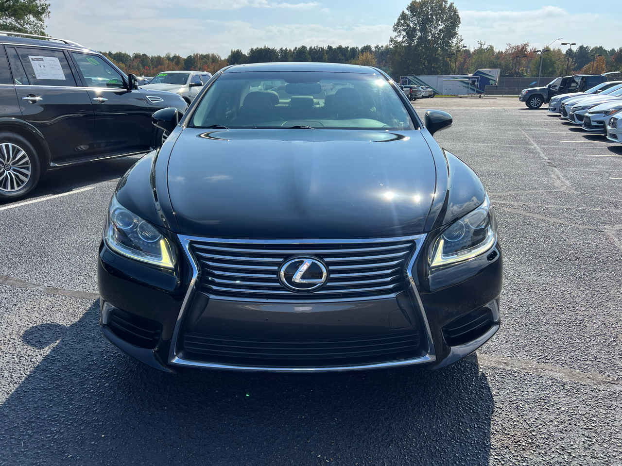 2013 Lexus LS 460 Luxury photo 2