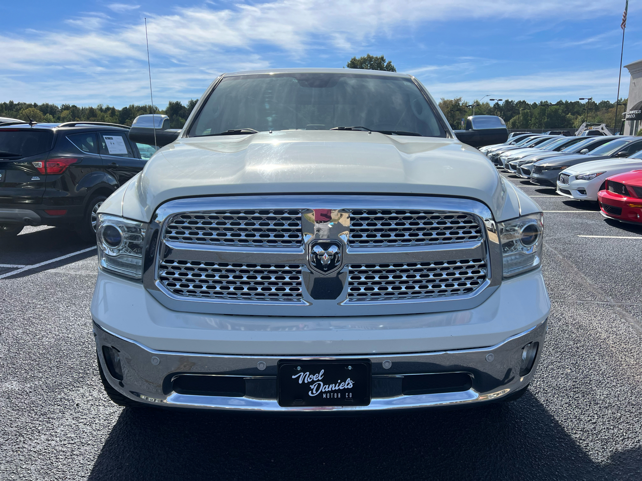 RAM 1500 Laramie Crew Cab SWB 4WD 2017