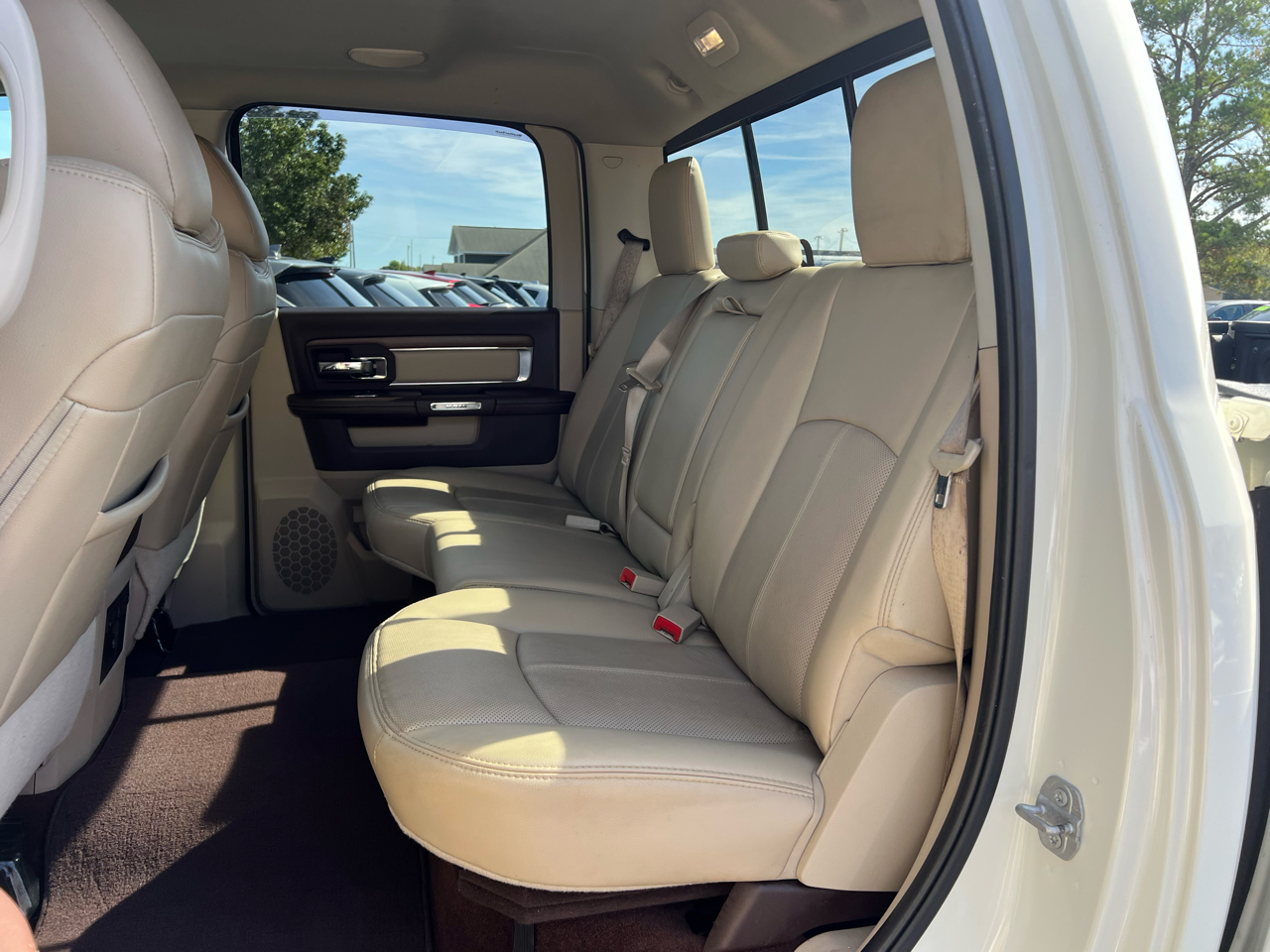 RAM 1500 Laramie Crew Cab SWB 4WD 2017