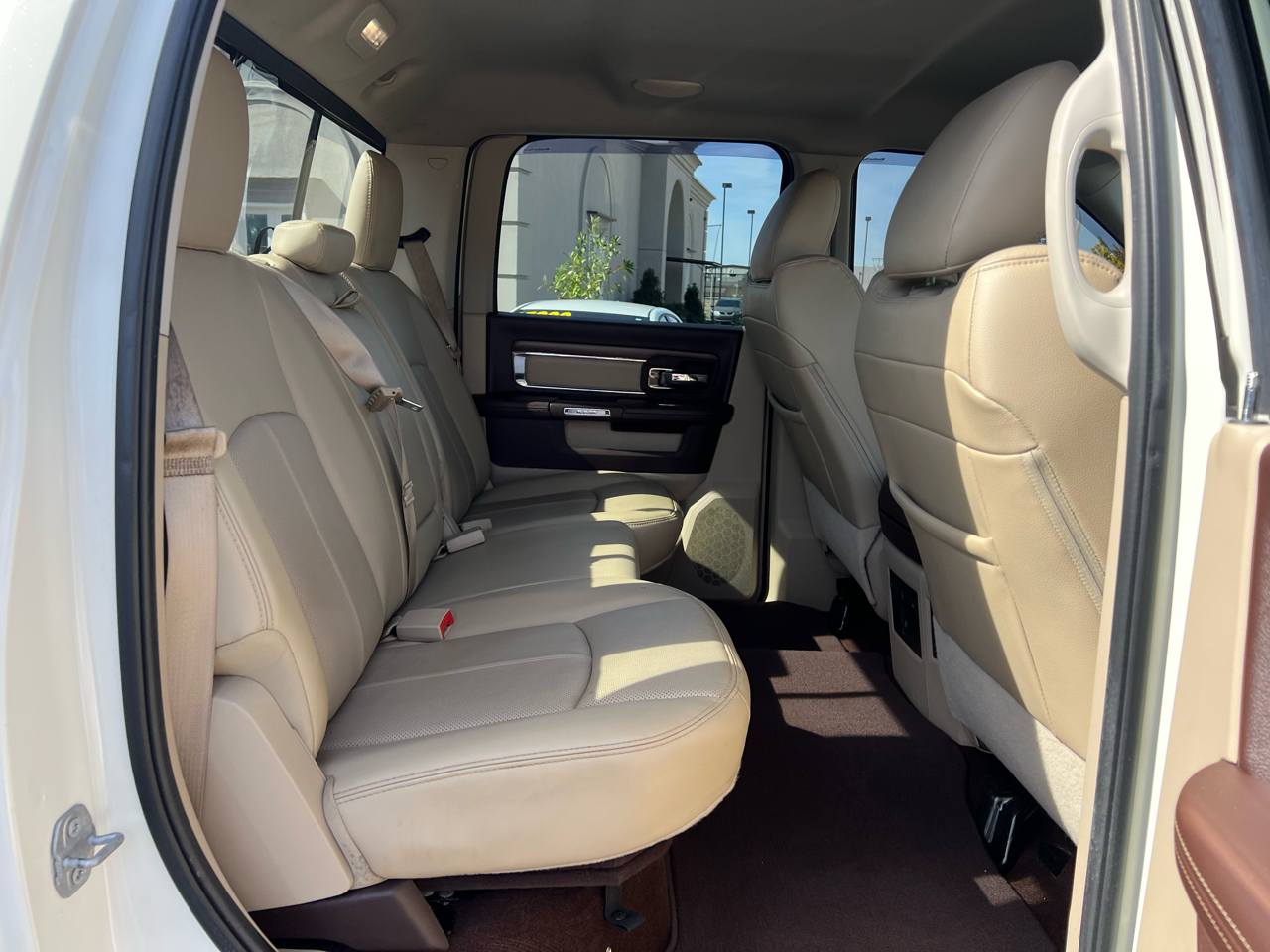 RAM 1500 Laramie Crew Cab SWB 4WD 2017