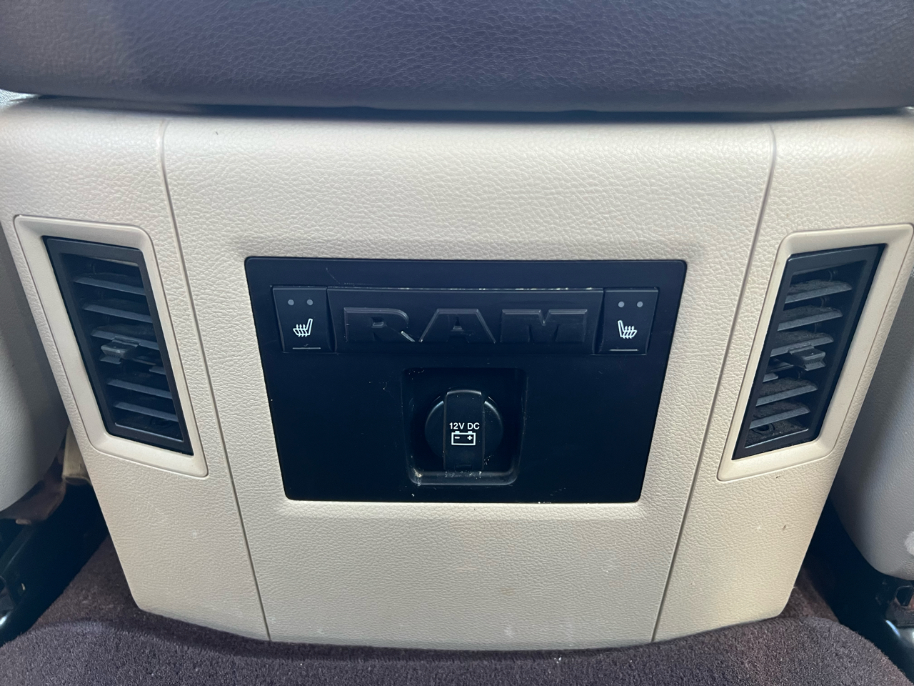 RAM 1500 Laramie Crew Cab SWB 4WD 2017