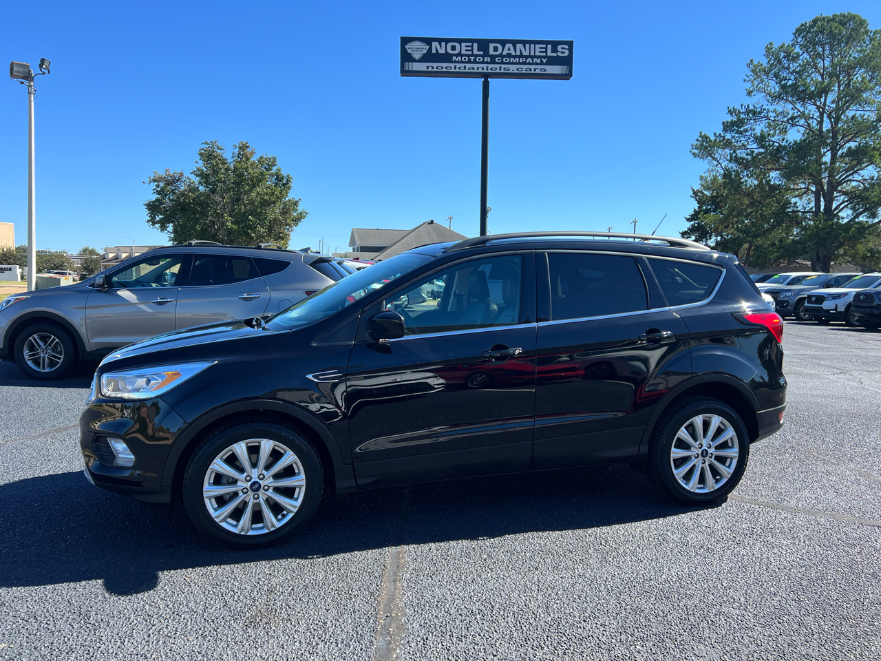 2019 Ford Escape SEL FWD