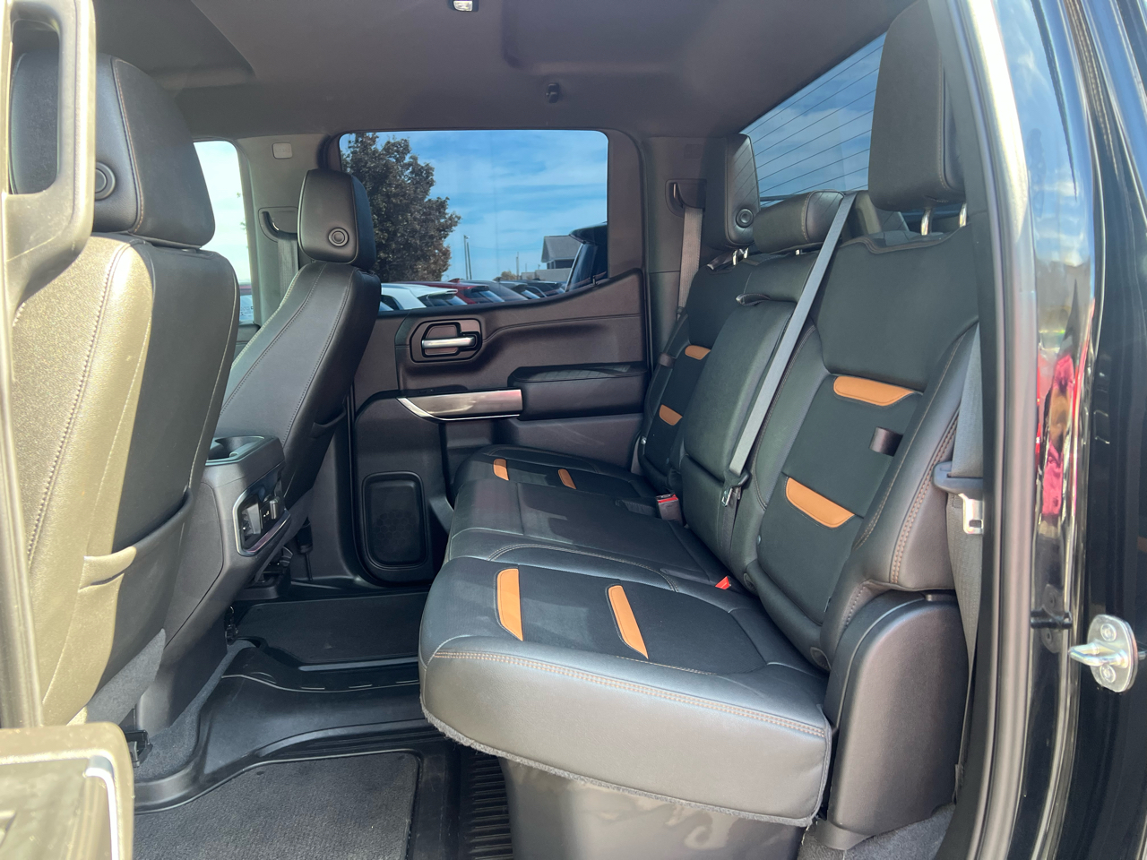 GMC Sierra 1500 AT4 Crew Cab 4WD 2021