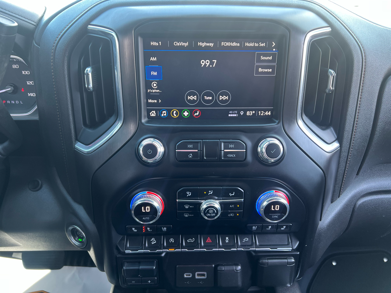 GMC Sierra 1500 AT4 Crew Cab 4WD 2021