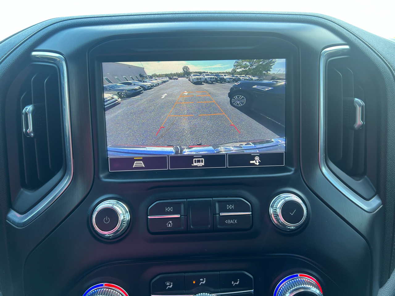 GMC Sierra 1500 AT4 Crew Cab 4WD 2021
