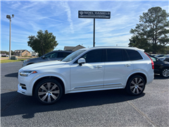 2021 Volvo XC90  2021 Volvo XC90