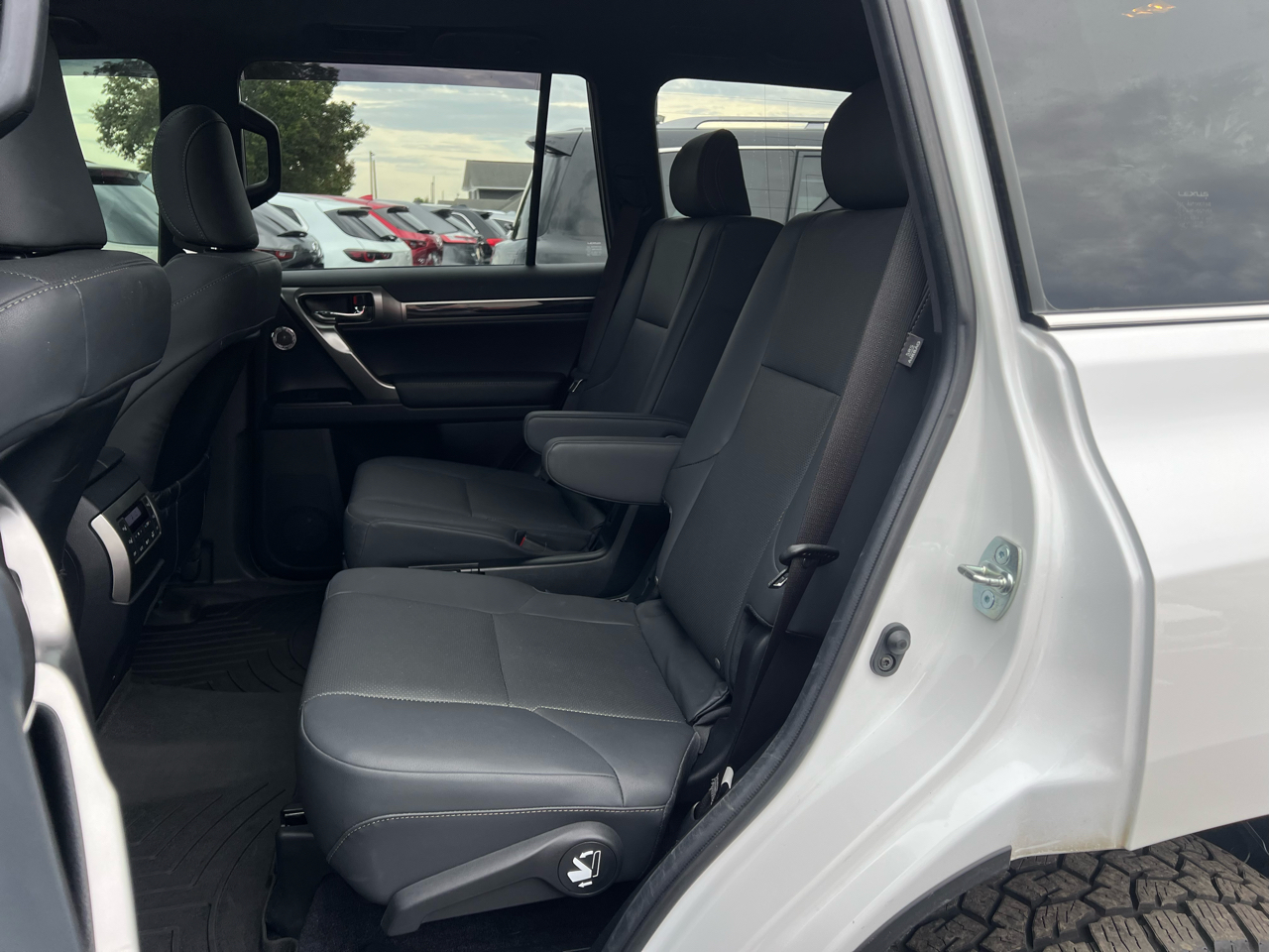 Lexus GX 460 Base 2022