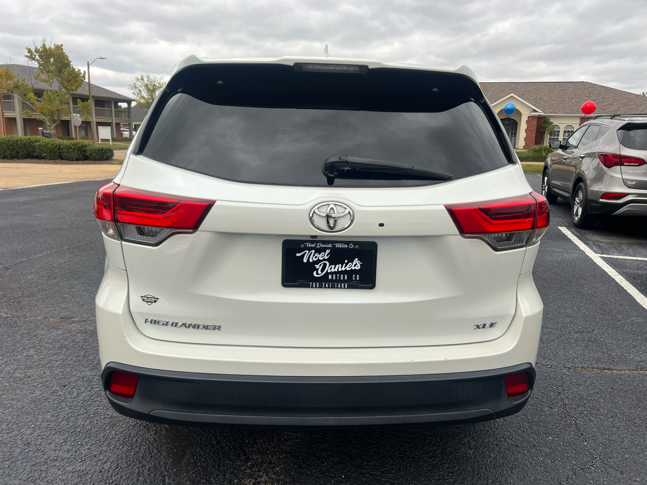 Toyota Highlander XLE FWD V6 2017