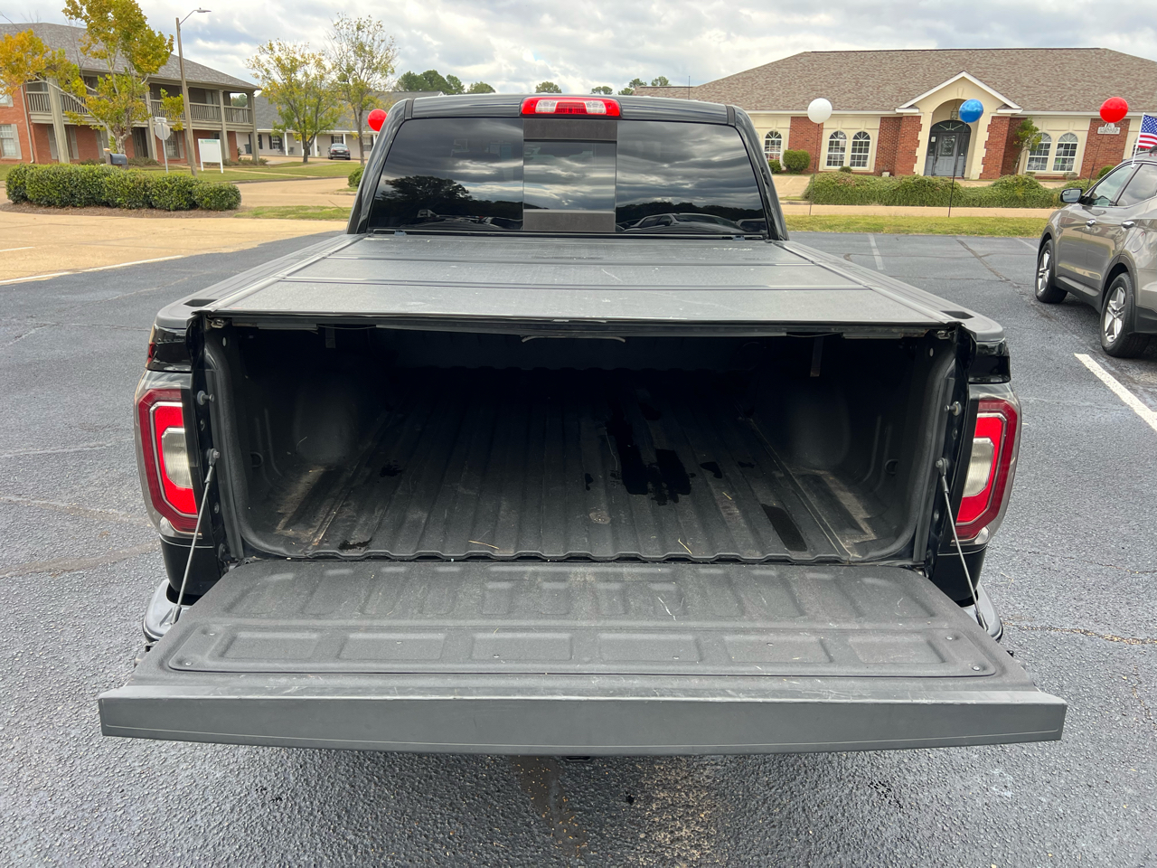 GMC Sierra 1500 SLT Crew Cab Long Box 4WD 2017